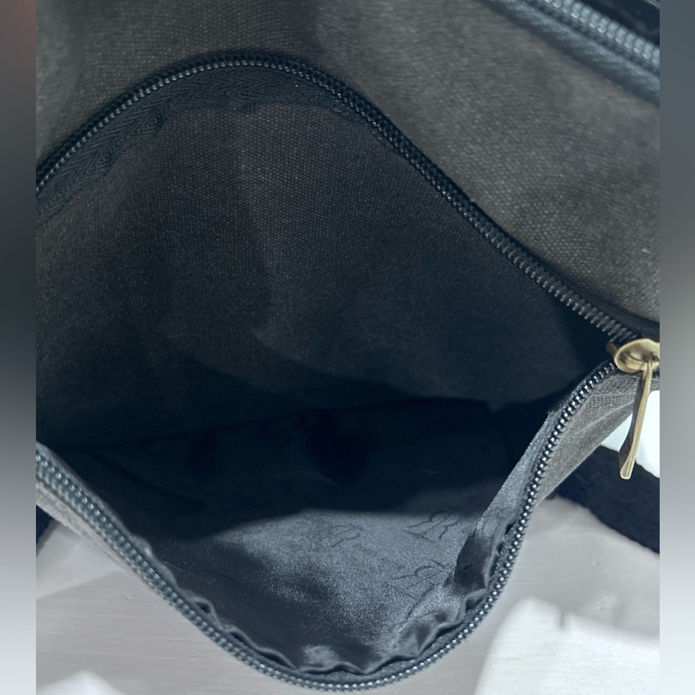 Robin Ruth Dark Gray Canvas Messenger Crossbody  Bag Pocket Zippers Snap Closure - Picture 10 of 16
